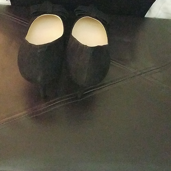 Nine West Black Suede Pumps  91/2M - Picture 4 of 8